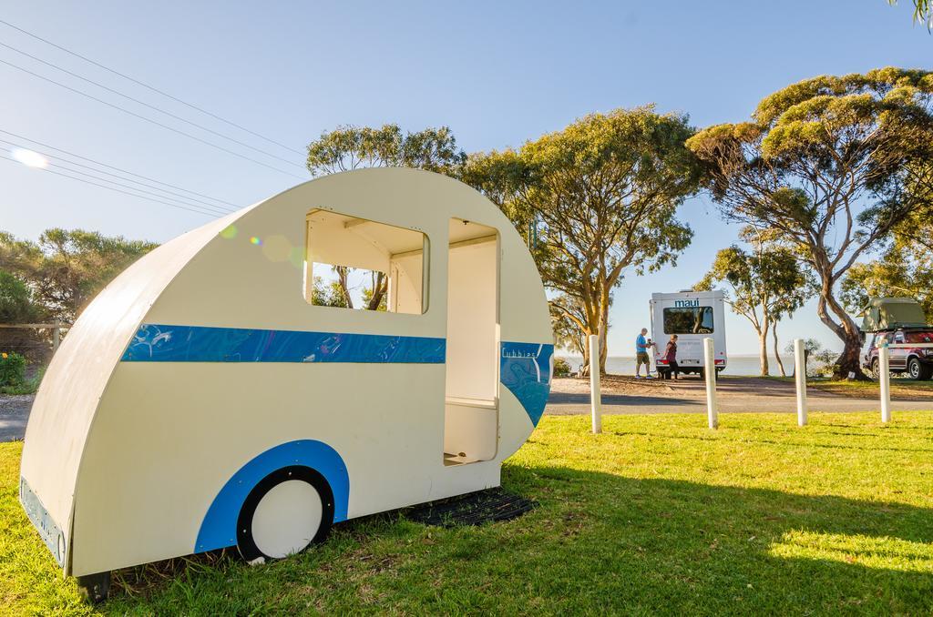 Lake Albert Caravan Park Hotel Meningie Exterior photo